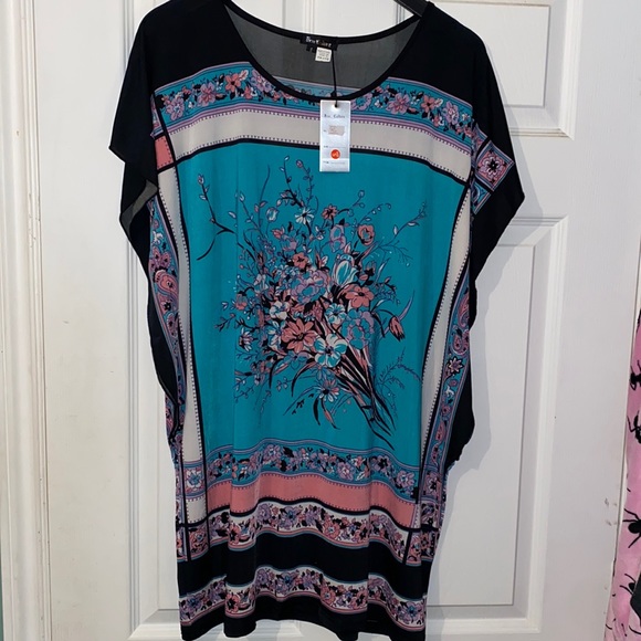 Free Culture Dress Top - Picture 2 of 7